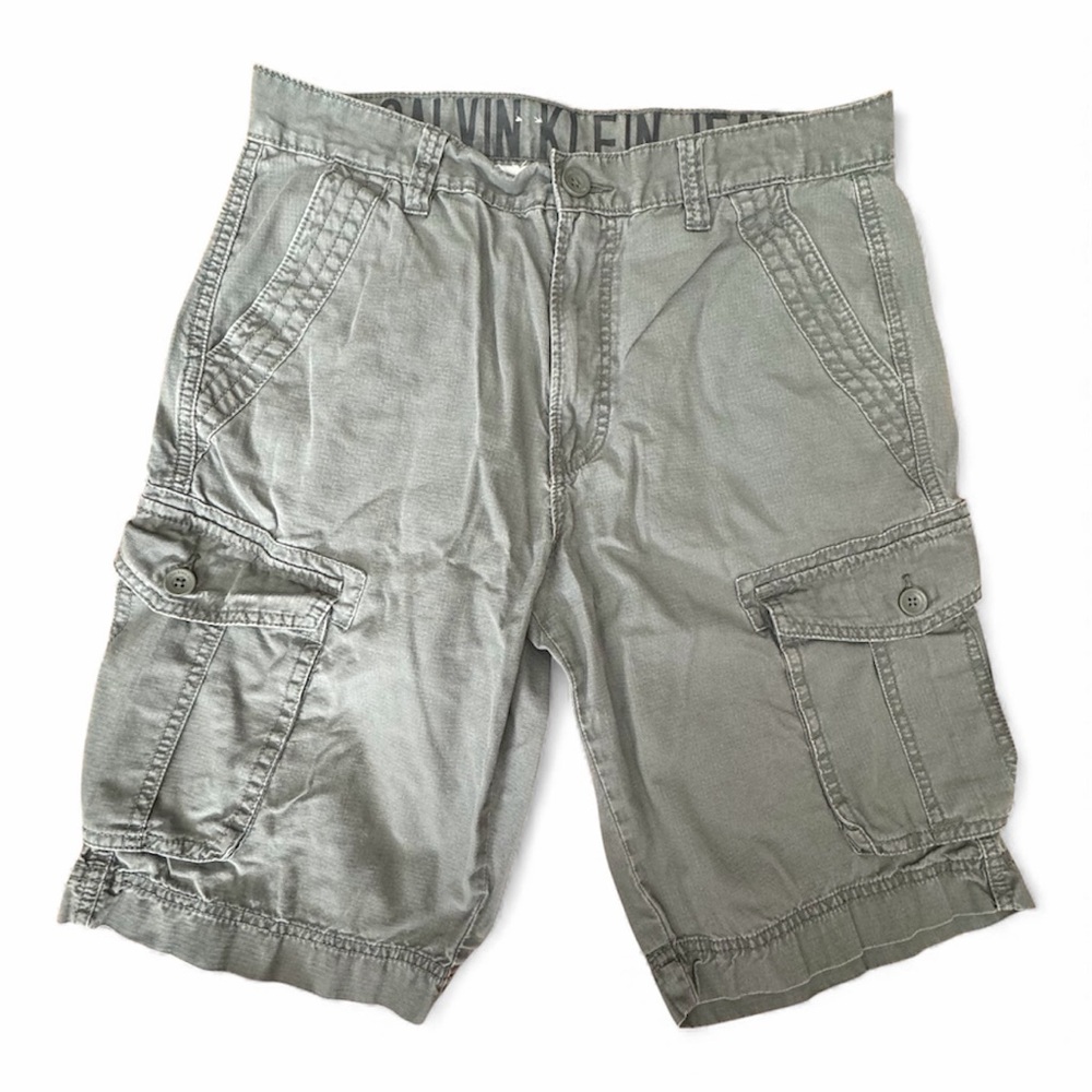 Calvin Klein Jeans Cargo Shorts (Green)